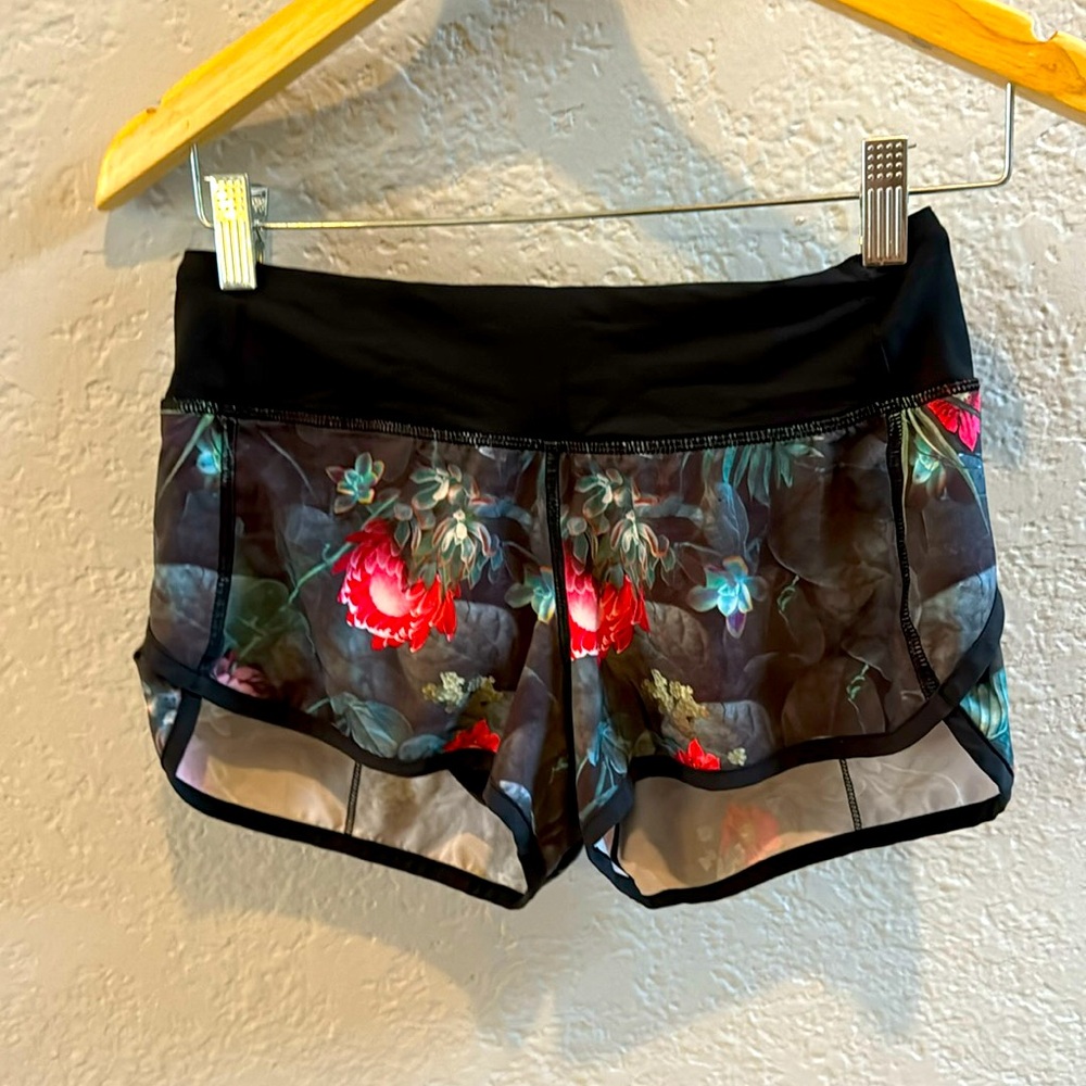 RARE pattern.  Perfect condition.